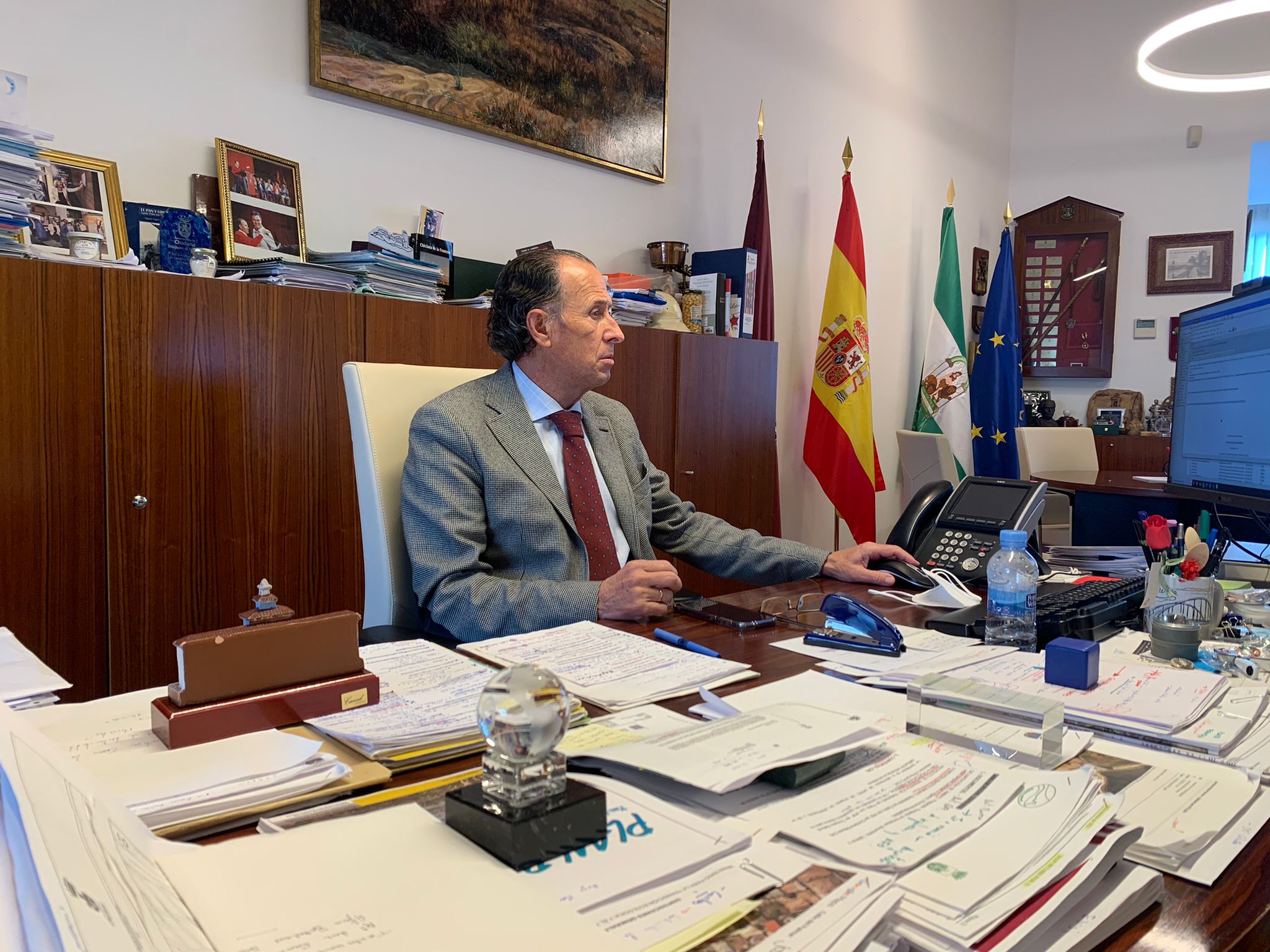 El alcalde de Chiclana pide en carta a la Junta "trabajo conjunto para evitar el colapso de la sanidad pública" en la localidad El alcalde de Chiclana pide en carta a la Junta "trabajo conjunto para evitar el colapso de la sanidad pública" en la localidad