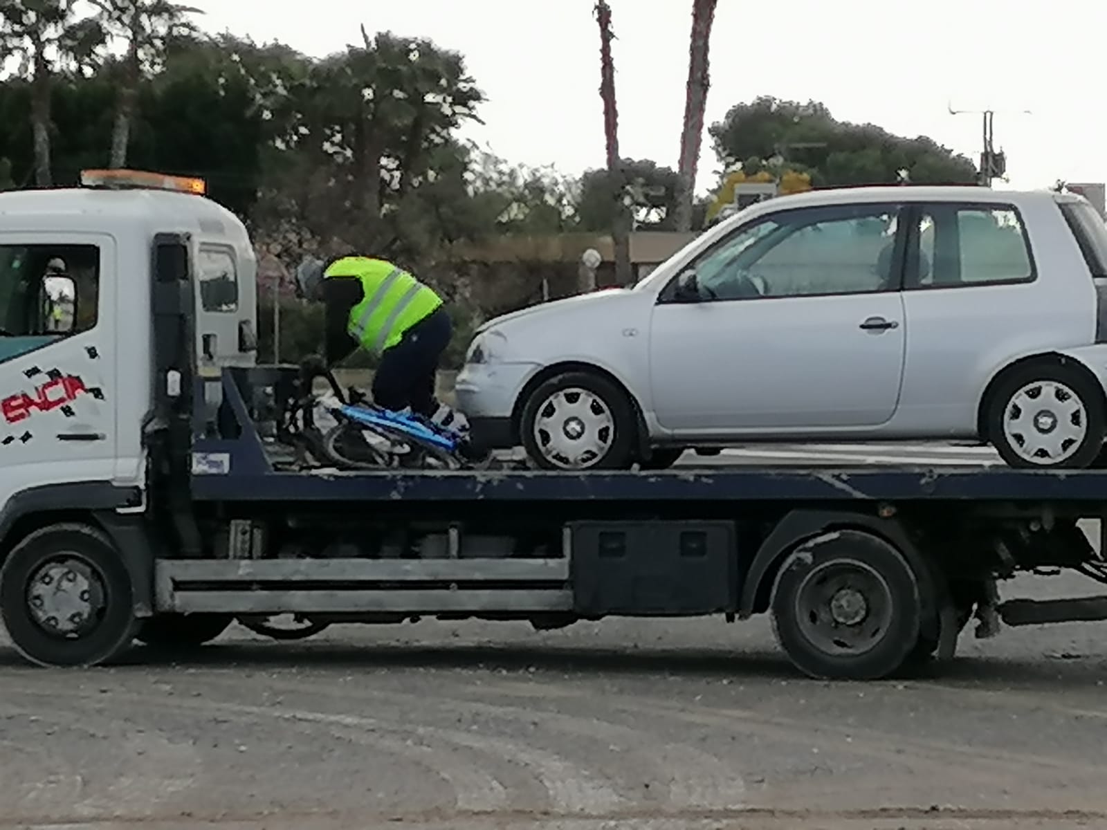 Un ciclista de 21 años fallece en Elche tras ser atropellado por un coche en la Nacional 340 Un ciclista de 21 años fallece en Elche tras ser atropellado por un coche en la Nacional 340
