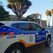 Un coche de la Policía Local de Cádiz Un coche de la Policía Local de Cádiz