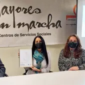 Bienestar Social crea ‘Hygge’ un programa pionero para combatir la soledad en las personas mayores Bienestar Social crea ‘Hygge’ un programa pionero para combatir la soledad en las personas mayores