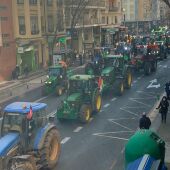 Tractorada histórica en el centro de Logroño