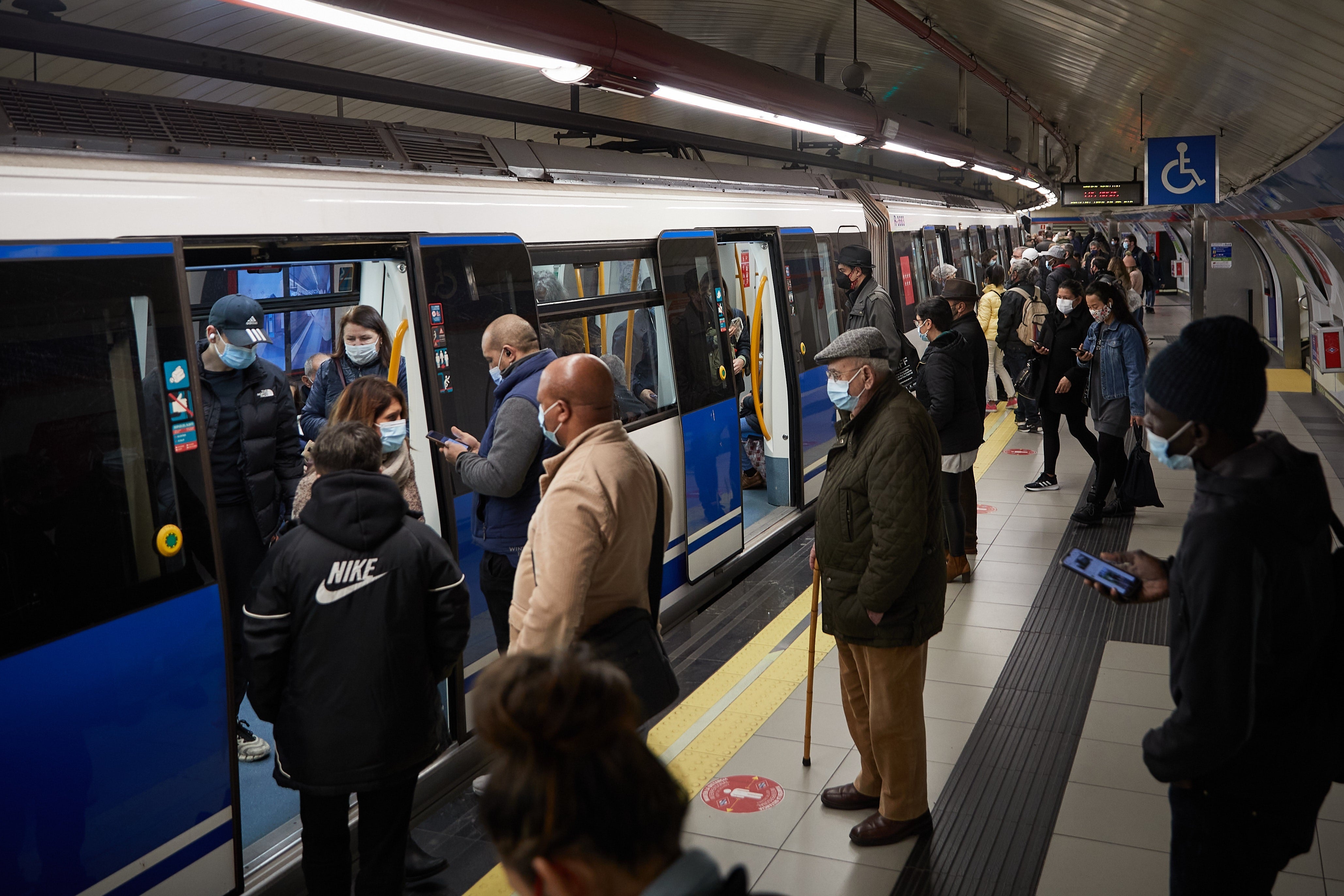 Varias comunidades piden al Gobierno compensaciones por los efectos de la subida del precio de la energía en el transporte público Varias comunidades piden al Gobierno compensaciones por los efectos de la subida del precio de la energía en el transporte público