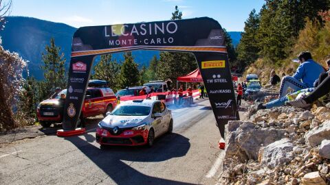 Esteban Vall&iacute;n en el Rally de Montecarlo