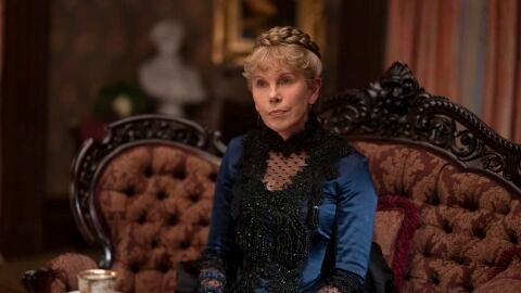 La actriz Christine Baranski, durante el rodaje de la serie de HBO 'La edad dorada'