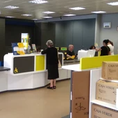 Las obras de mejora de la oficina han adecuado los espacios y dotado de más metros cuadrados para las tareas de reparto Las obras de mejora de la oficina han adecuado los espacios y dotado de más metros cuadrados para las tareas de reparto
