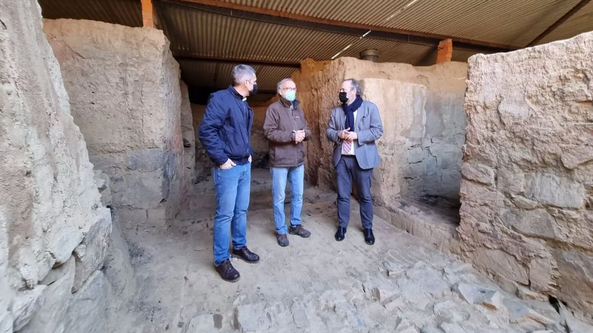 Visita al yacimiento arqueológico tartésico de Casas del Turuñuelo