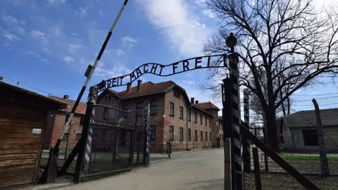 Puerta de Auschwitz Puerta de Auschwitz