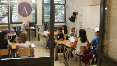 Salut creu que ja s&rsquo;hauria superat el pic de la sisena onada tamb&eacute; en l&rsquo;&agrave;mbit escolar.