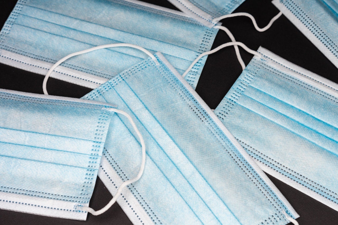 El Congreso debatirá la retirada de las mascarillas en exteriores e interiores El Congreso debatirá la retirada de las mascarillas en exteriores e interiores