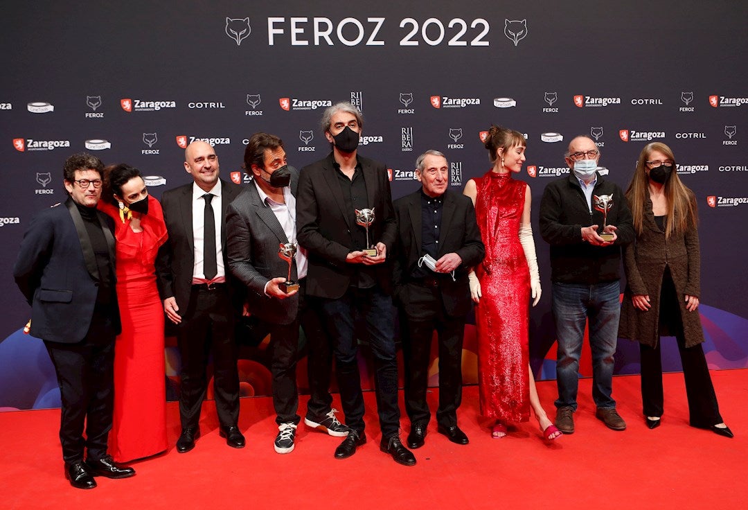 'El buen patrón' y 'Madres paralelas' ganan en la gala de los Premios Feroz 'El buen patrón' y 'Madres paralelas' ganan en la gala de los Premios Feroz