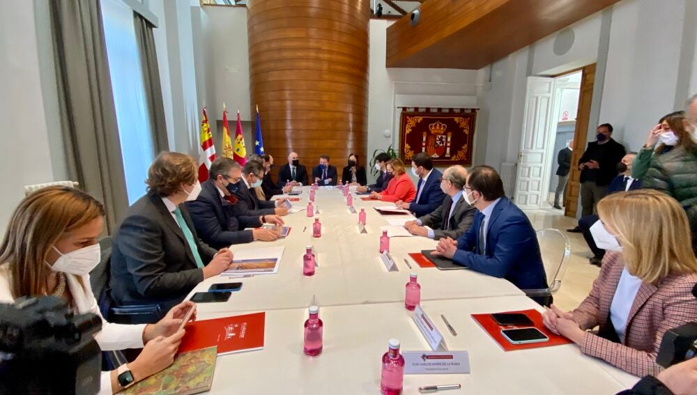 Mesa de trabajo sobre Ramal Central Ferroviario