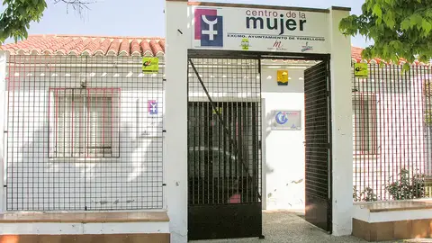 5.870 € para mejoras dotacionales en el Centro de la Mujer de Tomelloso 5.870 € para mejoras dotacionales en el Centro de la Mujer de Tomelloso