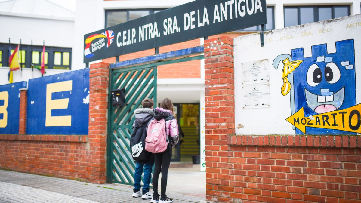 Se mantiene abierto el plazo de solicitud de para las aulas de 1-2 años Se mantiene abierto el plazo de solicitud de para las aulas de 1-2 años