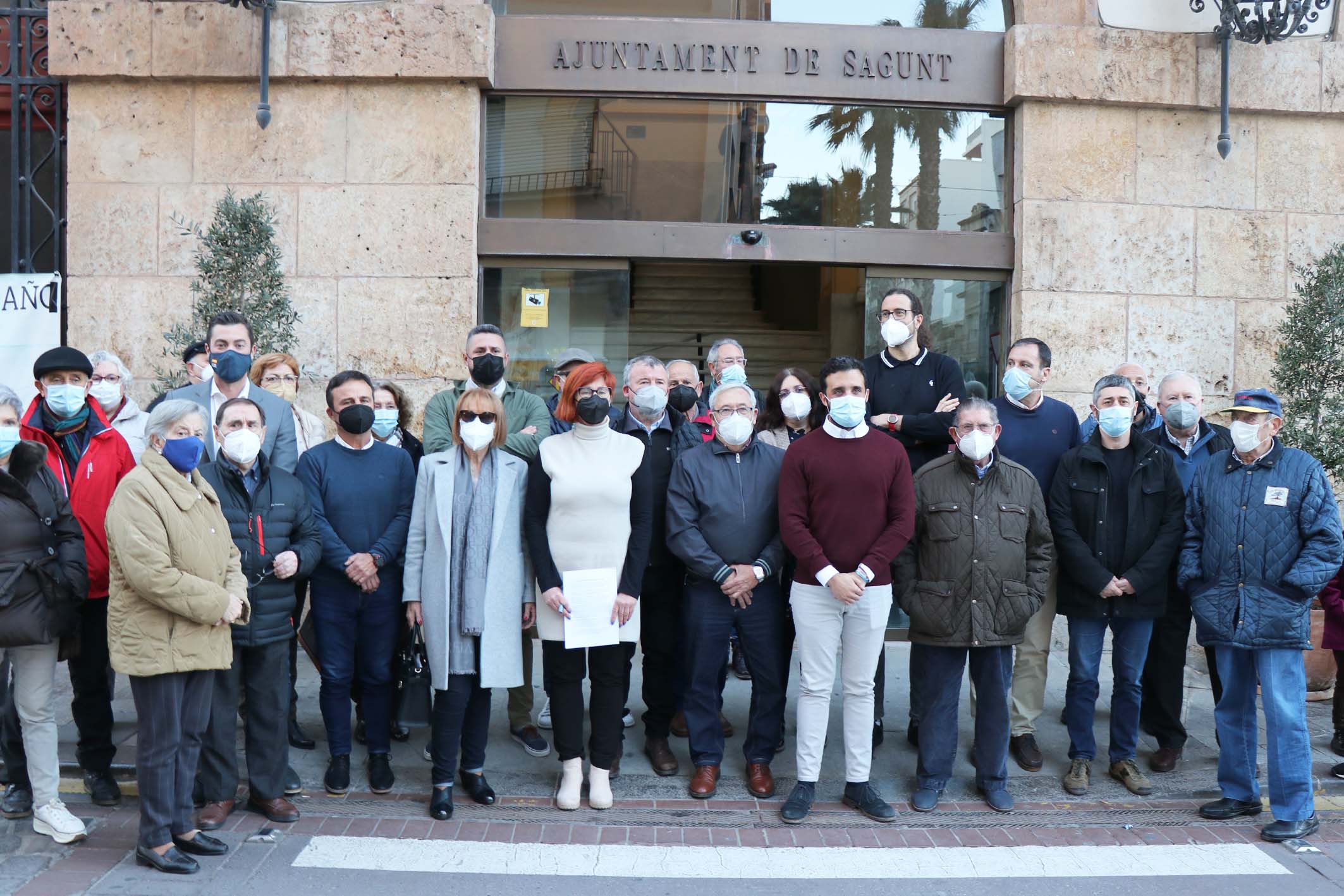 Sagunto pedirá a los bancos mejoras en la atención a las personas mayores Sagunto pedirá a los bancos mejoras en la atención a las personas mayores
