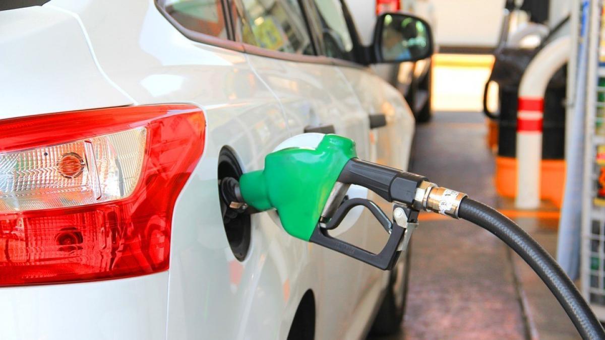 Las estaciones de servicio piden que se reduzcan los impuestos asociados a los carburantes Las estaciones de servicio piden que se reduzcan los impuestos asociados a los carburantes
