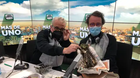 David Suriol nos enseña los Calçots David Suriol nos enseña los Calçots