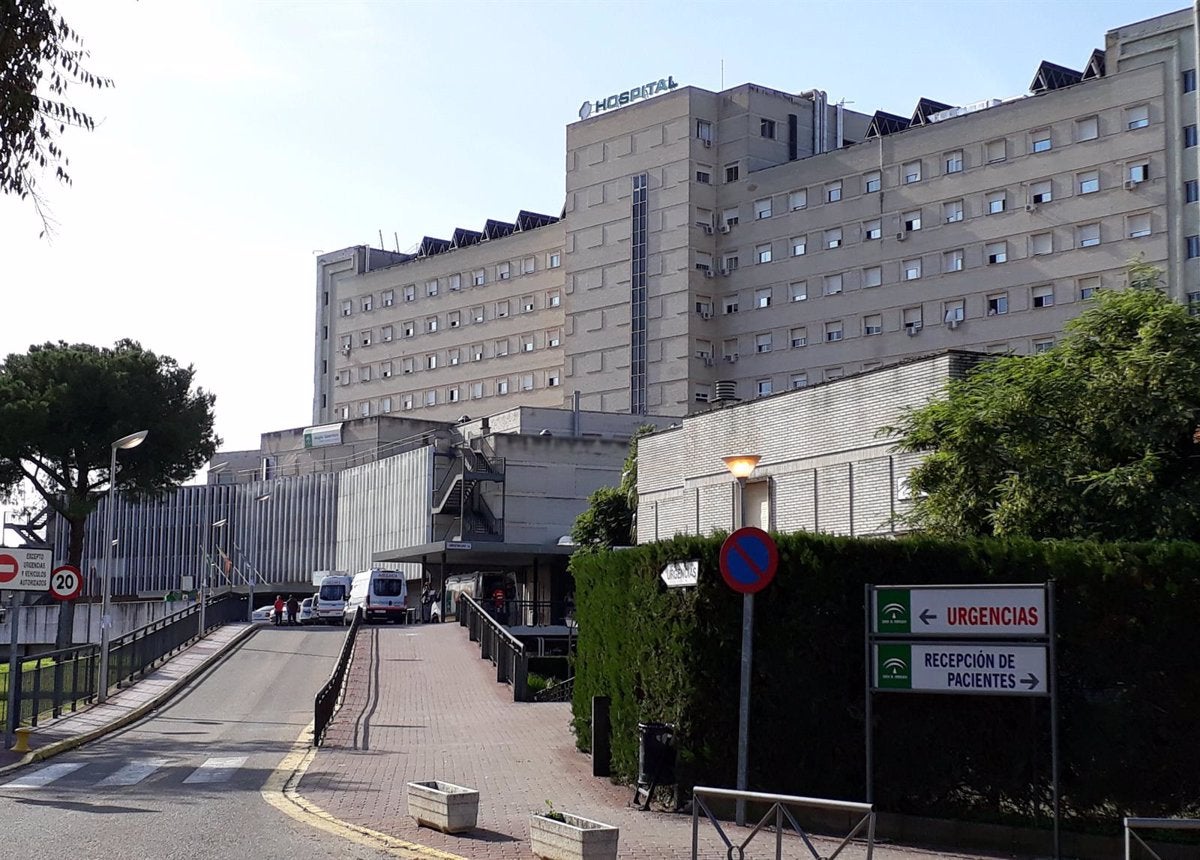 Investigan la muerte de un varón por arma de fuego arrojado a las puertas de un hospital Investigan la muerte de un varón por arma de fuego arrojado a las puertas de un hospital