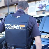 Agente de la Policía Nacional Agente de la Policía Nacional
