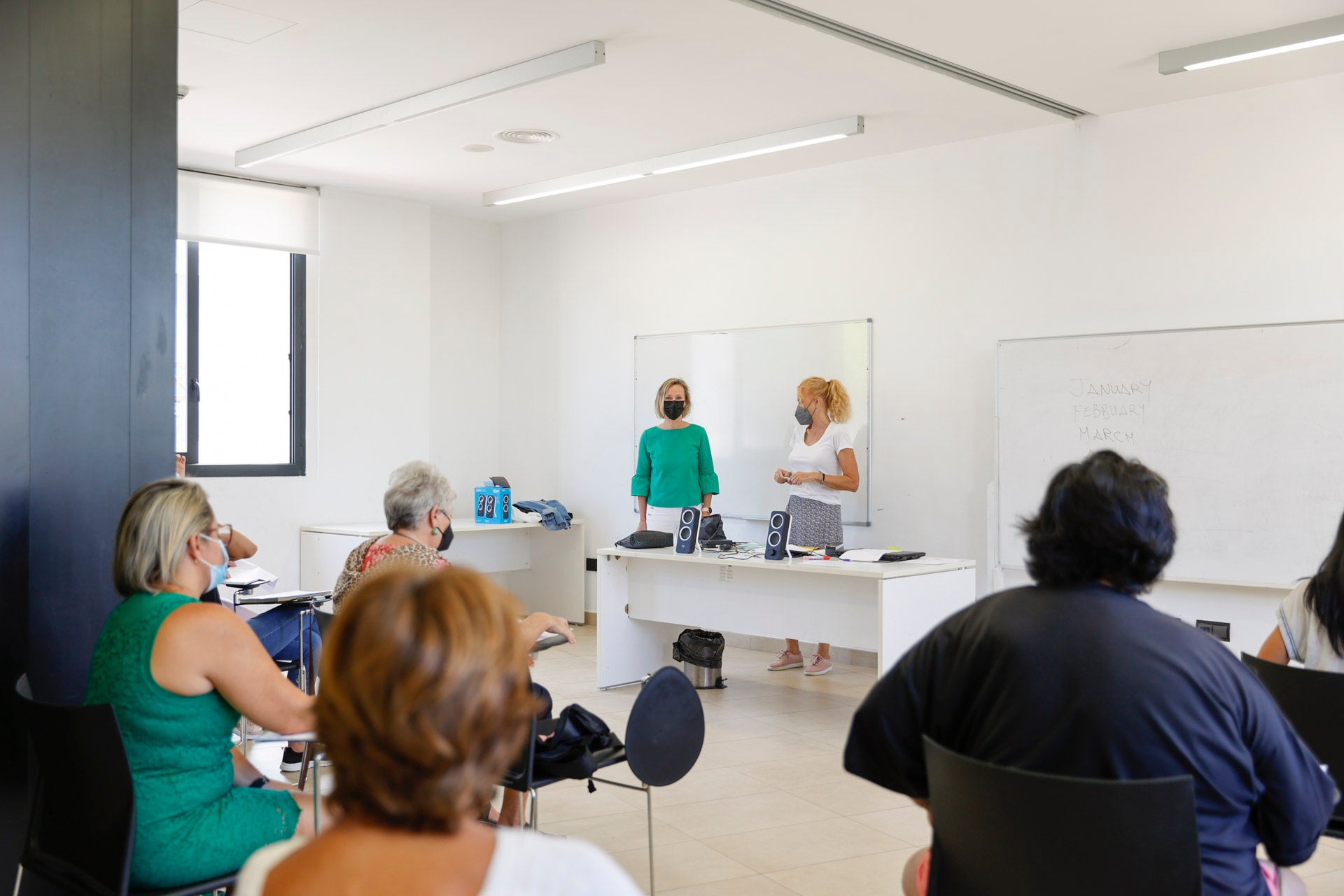 Alfàs retoma los cursos de idioma y costura para residentes de otras nacionalidades Alfàs retoma los cursos de idioma y costura para residentes de otras nacionalidades