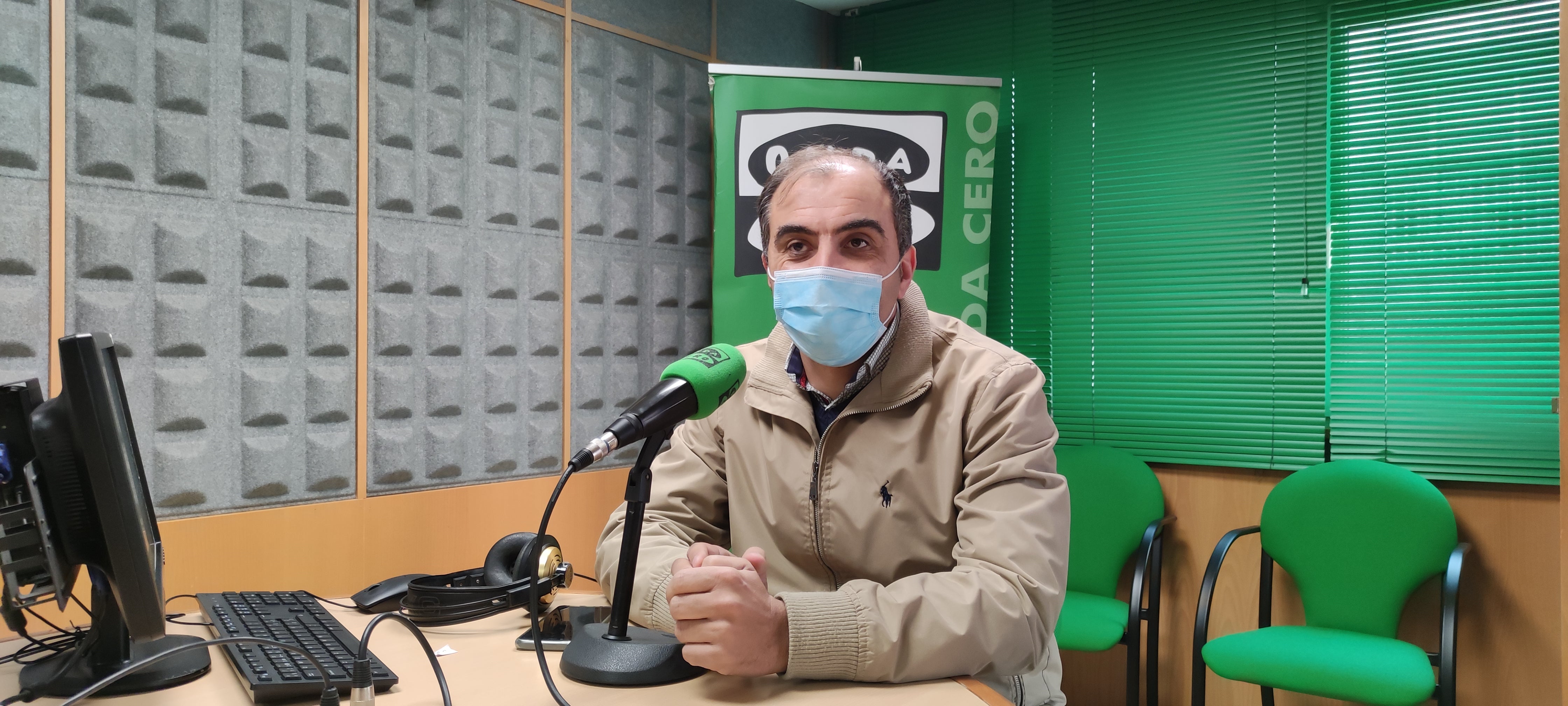 Ángel Moldes: "En Poio pagamos varios dos impostos máis caros da provincia" Ángel Moldes: "En Poio pagamos varios dos impostos máis caros da provincia"