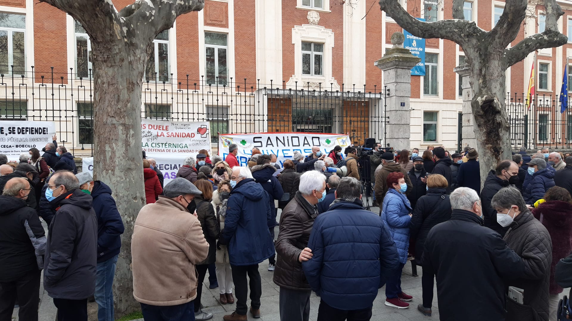 El centro de salud de la Magdalena y el de La Cistérniga, centro de las reclamaciones de las Plataformas por la Sanidad El centro de salud de la Magdalena y el de La Cistérniga, centro de las reclamaciones de las Plataformas por la Sanidad