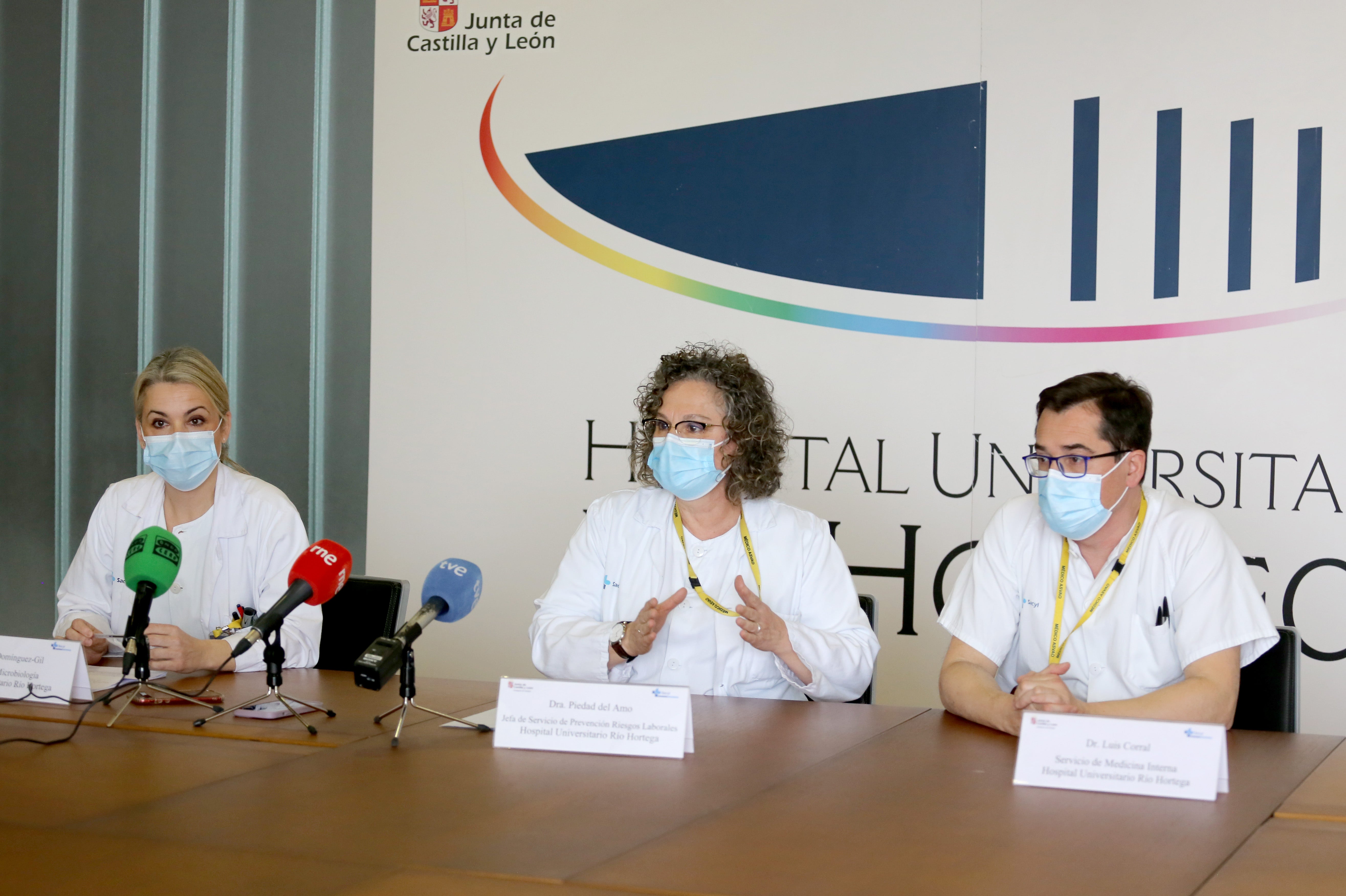 Un 1,2% de sanitarios contagiados por covid vuelve a infectarse Un 1,2% de sanitarios contagiados por covid vuelve a infectarse