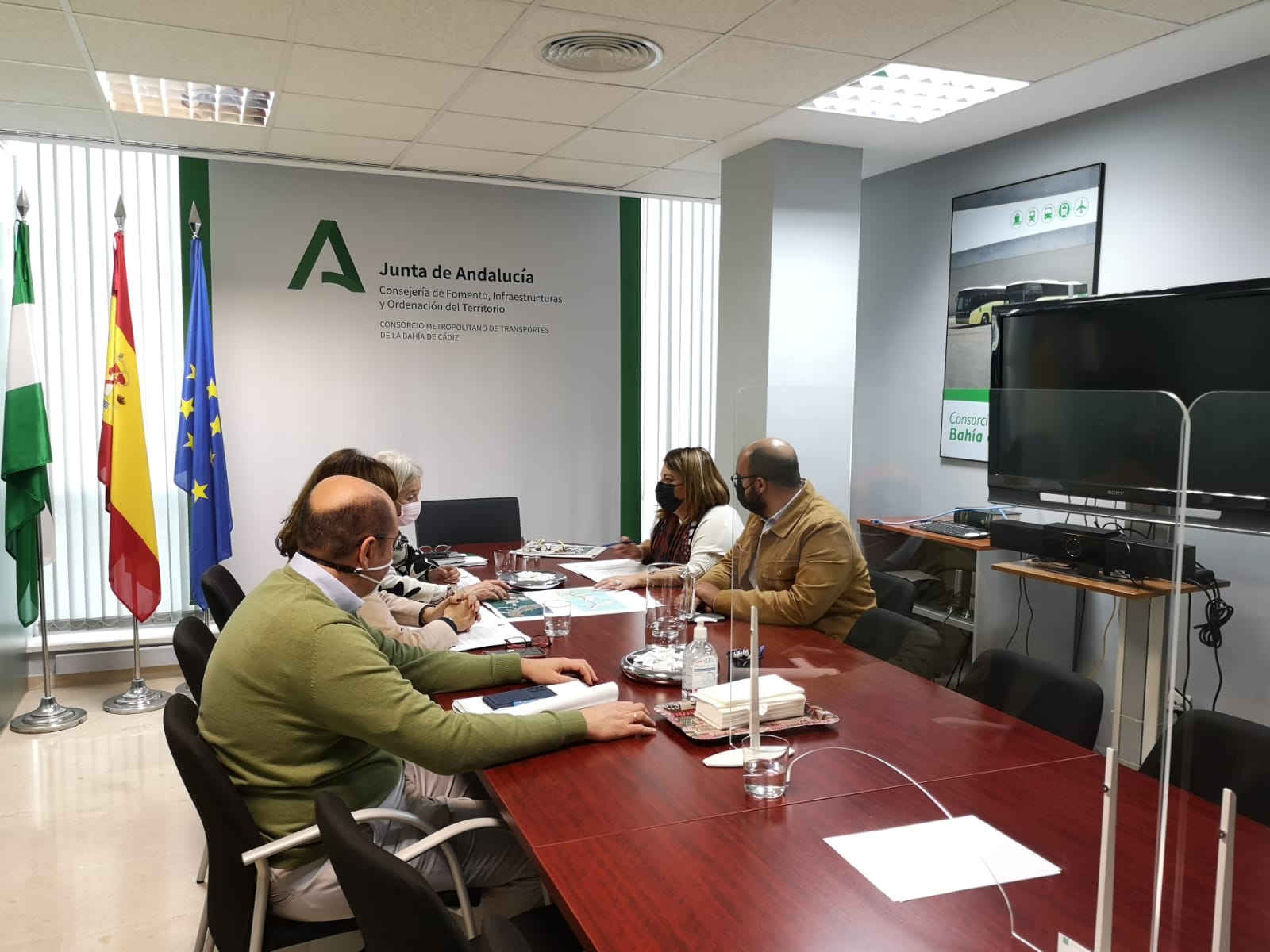 Puerto Real plantea al Consorcio de Transportes nuevas rutas y el cambio de recorrido de los autobuses por la ciudad Puerto Real plantea al Consorcio de Transportes nuevas rutas y el cambio de recorrido de los autobuses por la ciudad