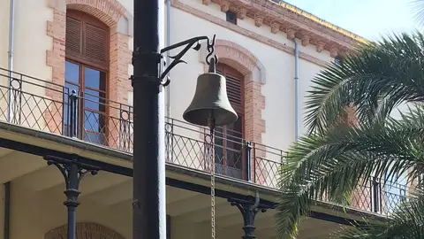 La campana del Hospital Provincial. La campana del Hospital Provincial.