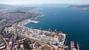 Galicia y Norte de Portugal: ¿competencia o colaboración empresarial? Galicia y Norte de Portugal: ¿competencia o colaboración empresarial?