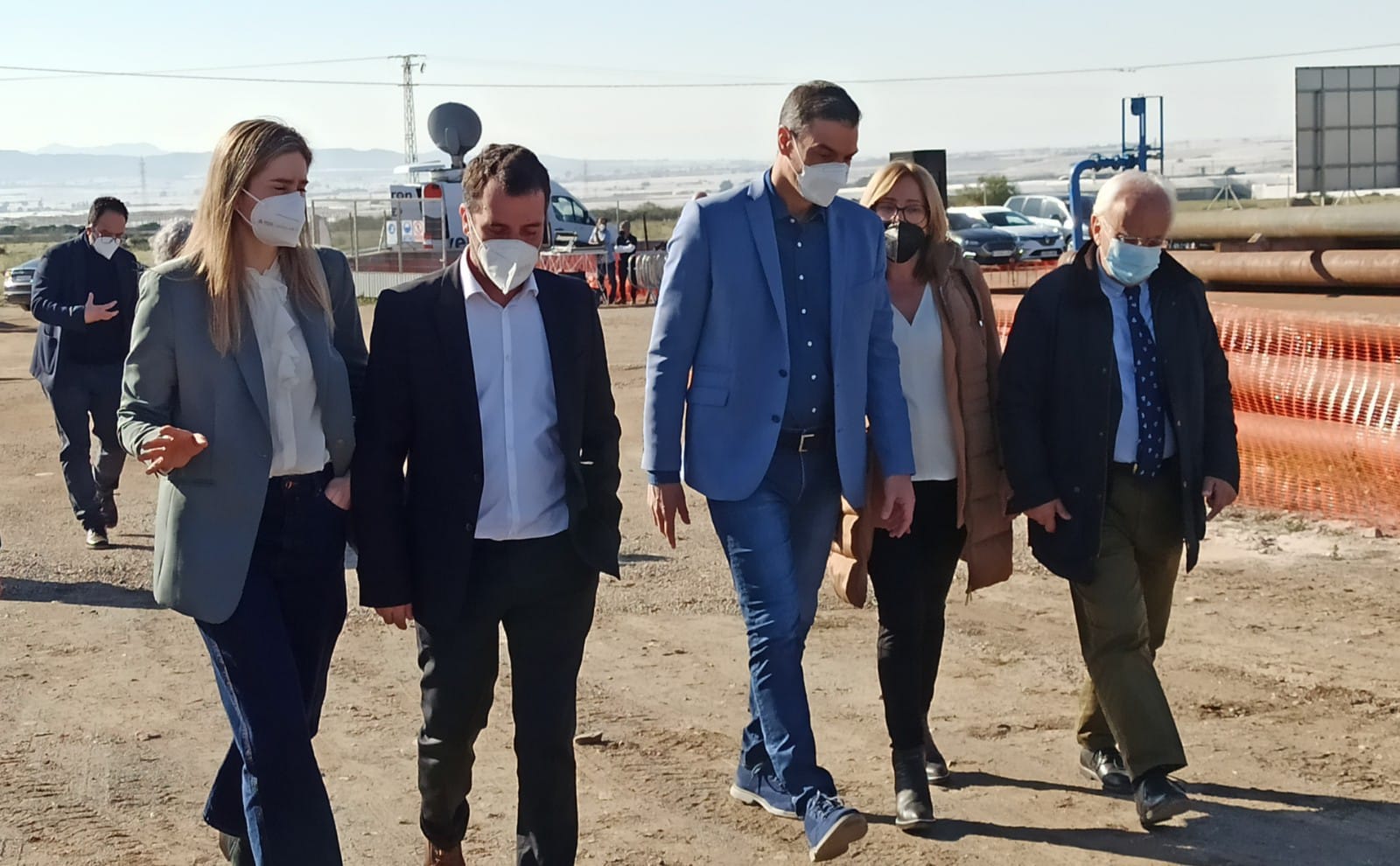 Sánchez anuncia en Almería 1.000 millones de inversión pública para la agroindustria Sánchez anuncia en Almería 1.000 millones de inversión pública para la agroindustria