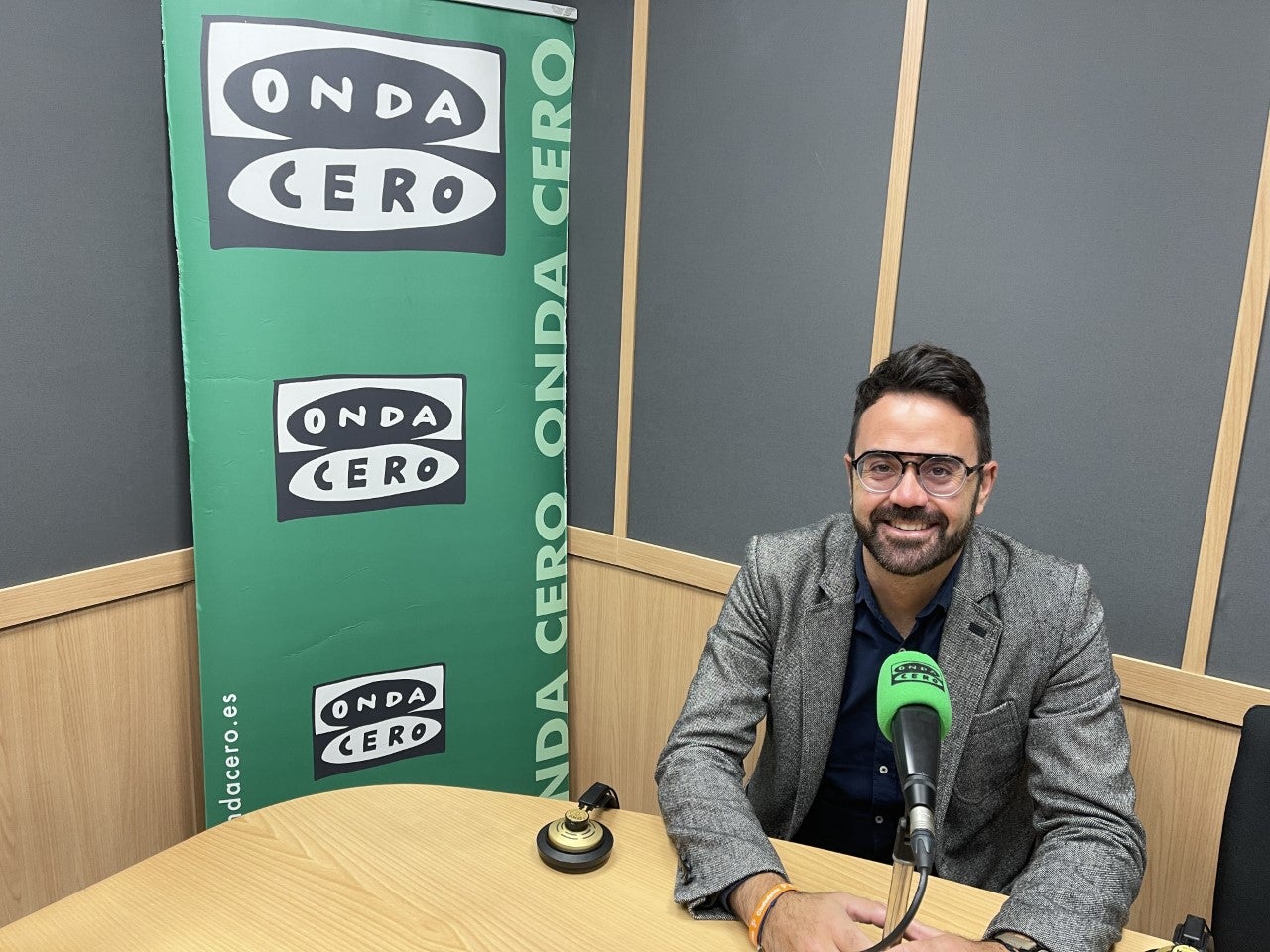 Adrían Santos defenderá frente al ADIF la necesidad de crear el gran parque central que necesita Alicante Adrían Santos defenderá frente al ADIF la necesidad de crear el gran parque central que necesita Alicante