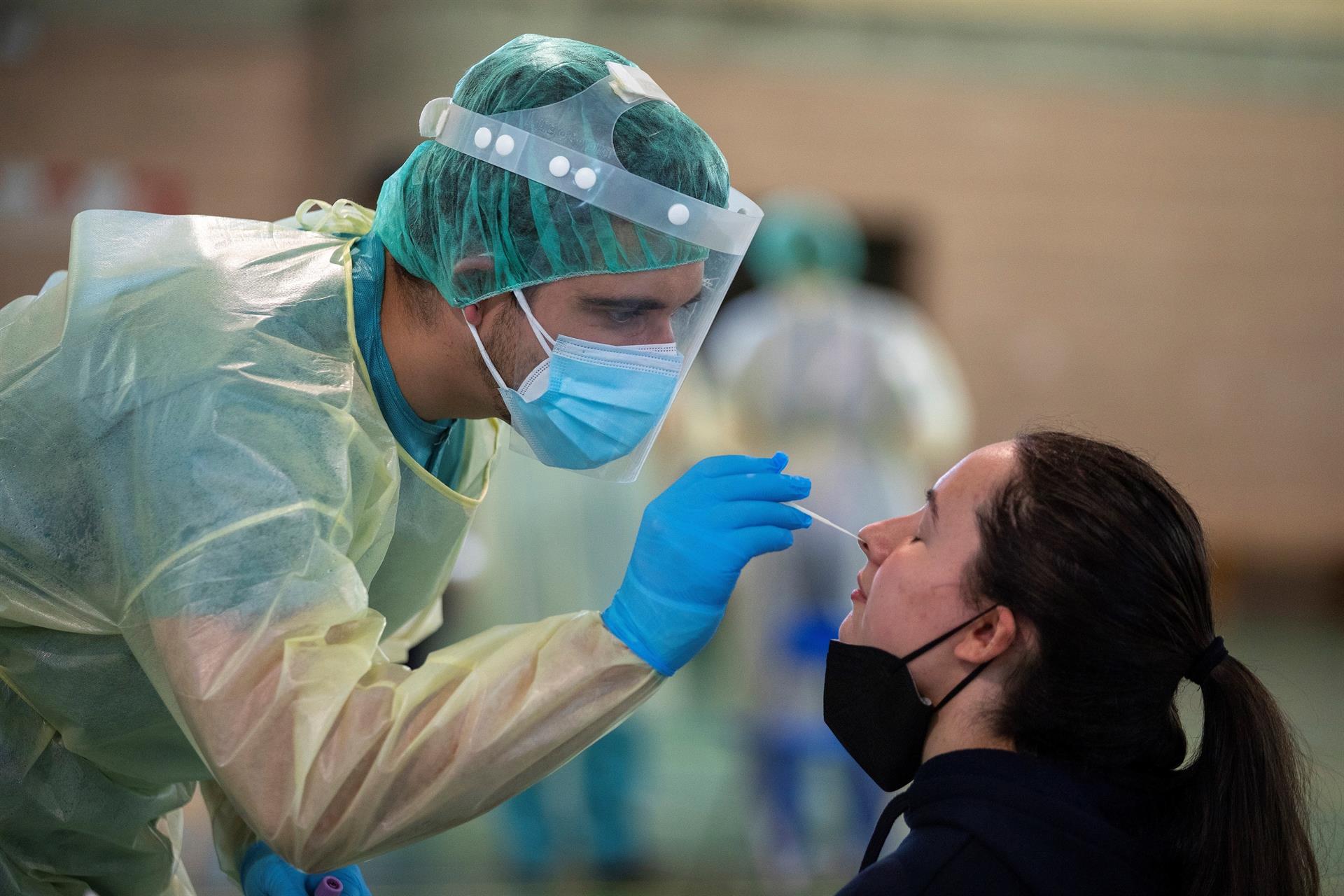 Datos Coronavirus España: Sanidad registra otra fuerte caída de la incidencia acumulada Datos Coronavirus España: Sanidad registra otra fuerte caída de la incidencia acumulada