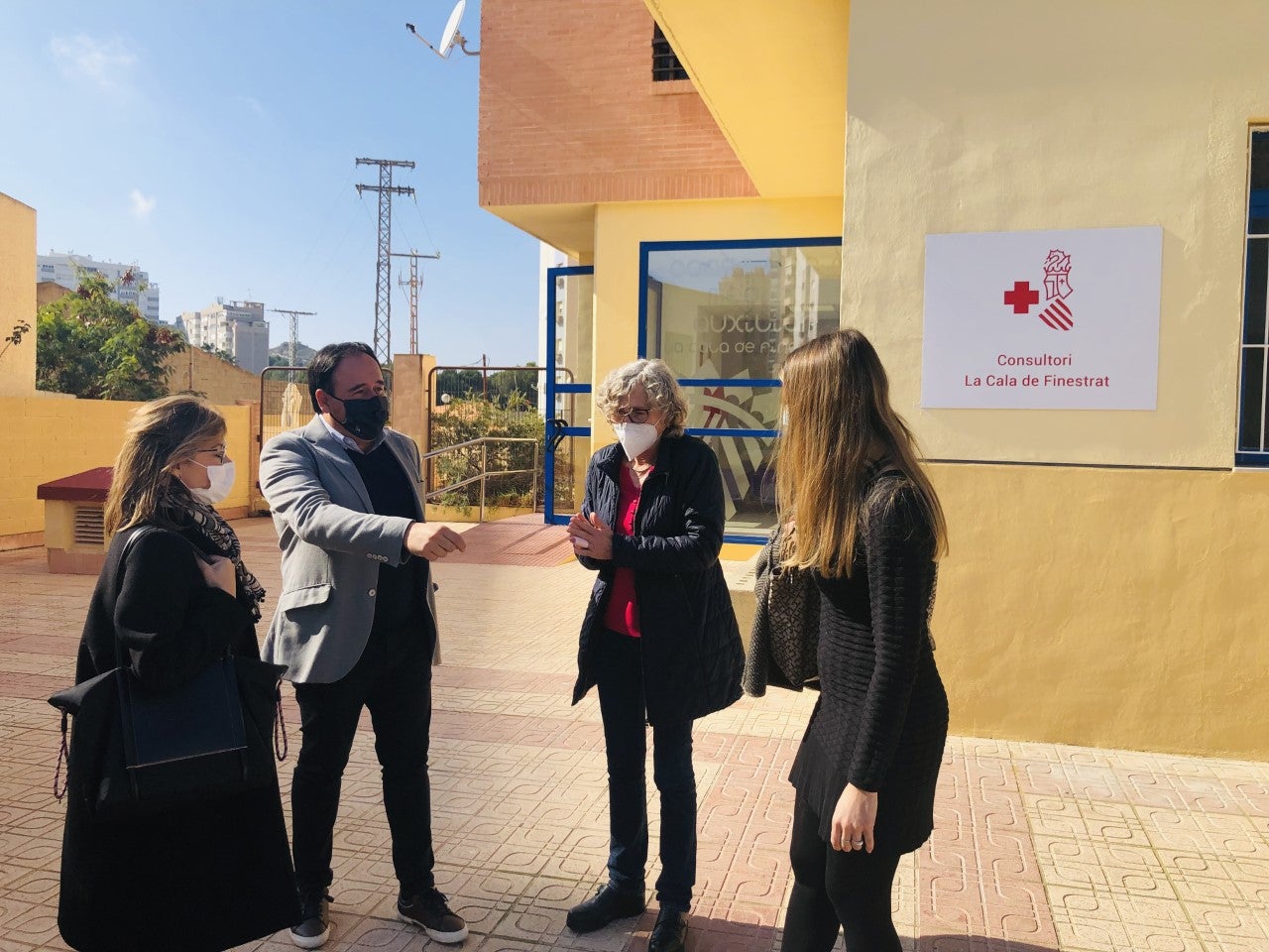 El consultorio de la Cala de Finestrat vuelve a abrir al público con espacio para más consultas El consultorio de la Cala de Finestrat vuelve a abrir al público con espacio para más consultas