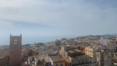 la vila joiosa nubes altas nublado niebla la vila joiosa nubes altas nublado niebla