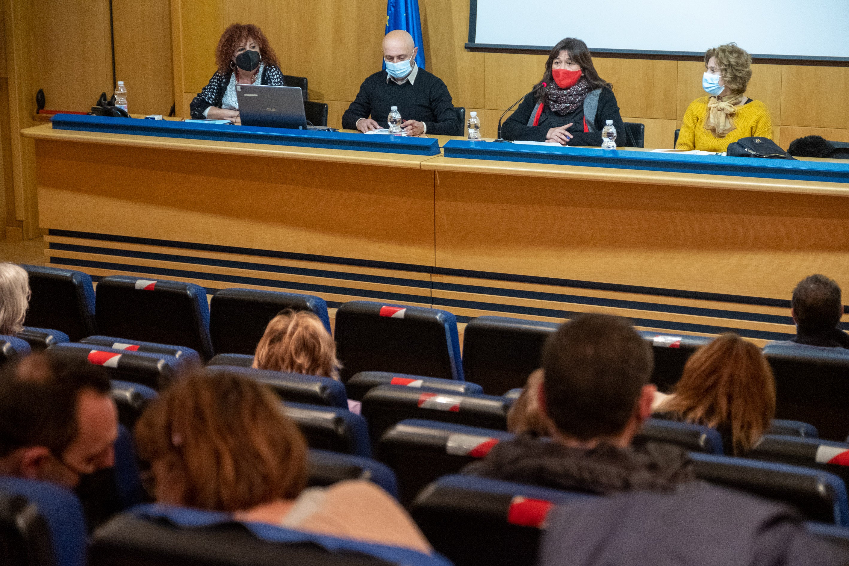 El perfil del 'sin hogar' de Cádiz: mayoritariamente masculino y mayor de 45 años El perfil del 'sin hogar' de Cádiz: mayoritariamente masculino y mayor de 45 años