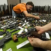 Subasta de armas Subasta de armas