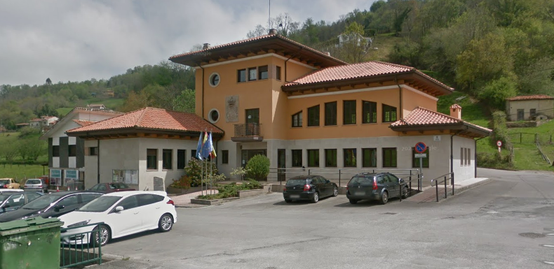 El Ayuntamiento de Bimenes aprueba un presupuesto de casi 2,4 millones de euros El Ayuntamiento de Bimenes aprueba un presupuesto de casi 2,4 millones de euros