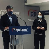 El PP critica que Luis Felipe nunca actúa por propia iniciativa 