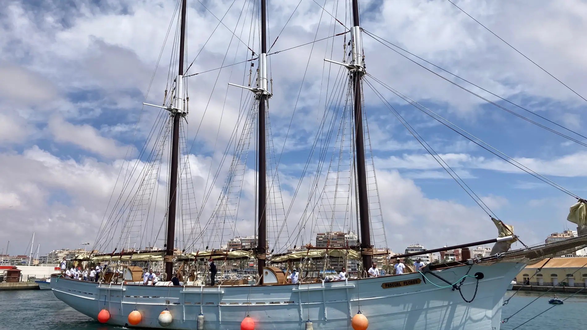 El velero Pascual Flores participará este año en varios festivales marítimos de europa 