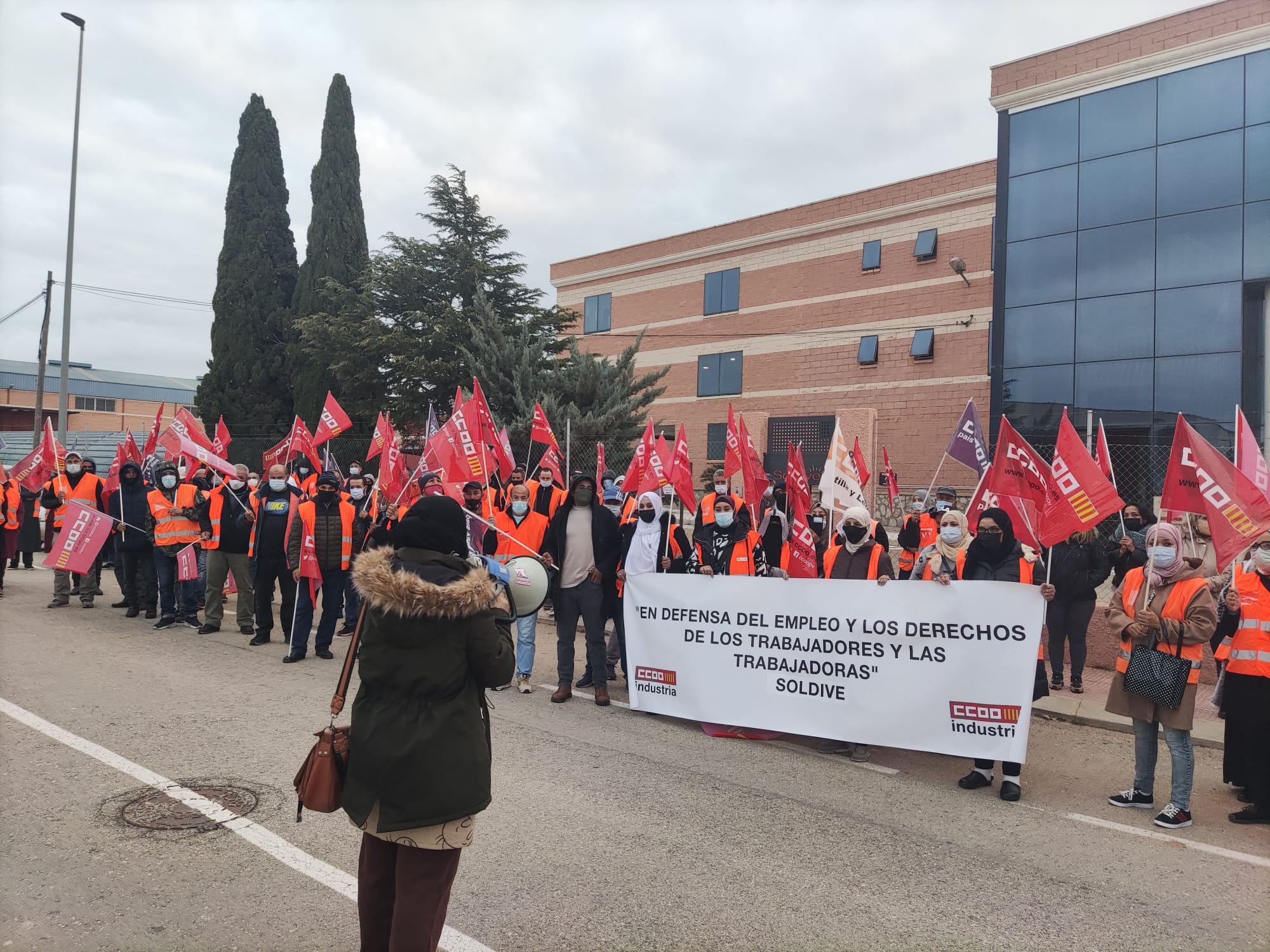 La plantilla de Soldive inicia una huelga indefinida para defender sus puestos de trabajo La plantilla de Soldive inicia una huelga indefinida para defender sus puestos de trabajo