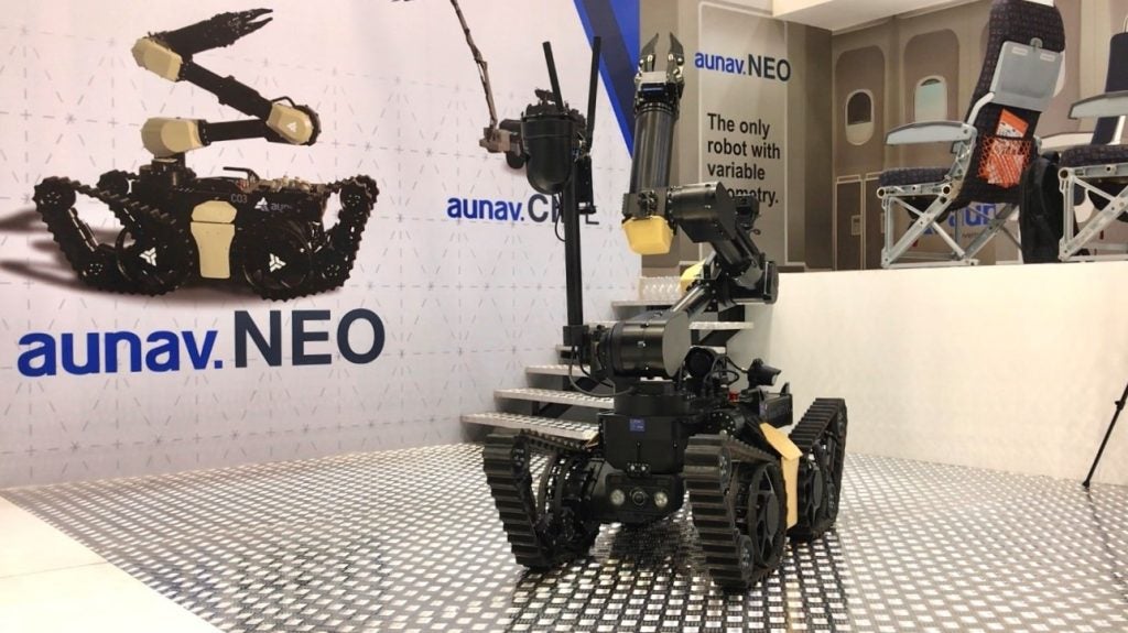 Aunav: robots que desactivan explosivos con sello aragonés Aunav: robots que desactivan explosivos con sello aragonés