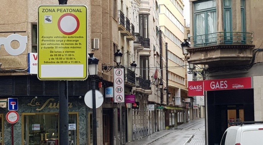 El Ayuntamiento de Albacete mejorará la señalización y pondrá en marcha las zonas peatonalizadas El Ayuntamiento de Albacete mejorará la señalización y pondrá en marcha las zonas peatonalizadas