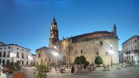 Hinojosa del Duque. Catedral de la Sierra Hinojosa del Duque. Catedral de la Sierra