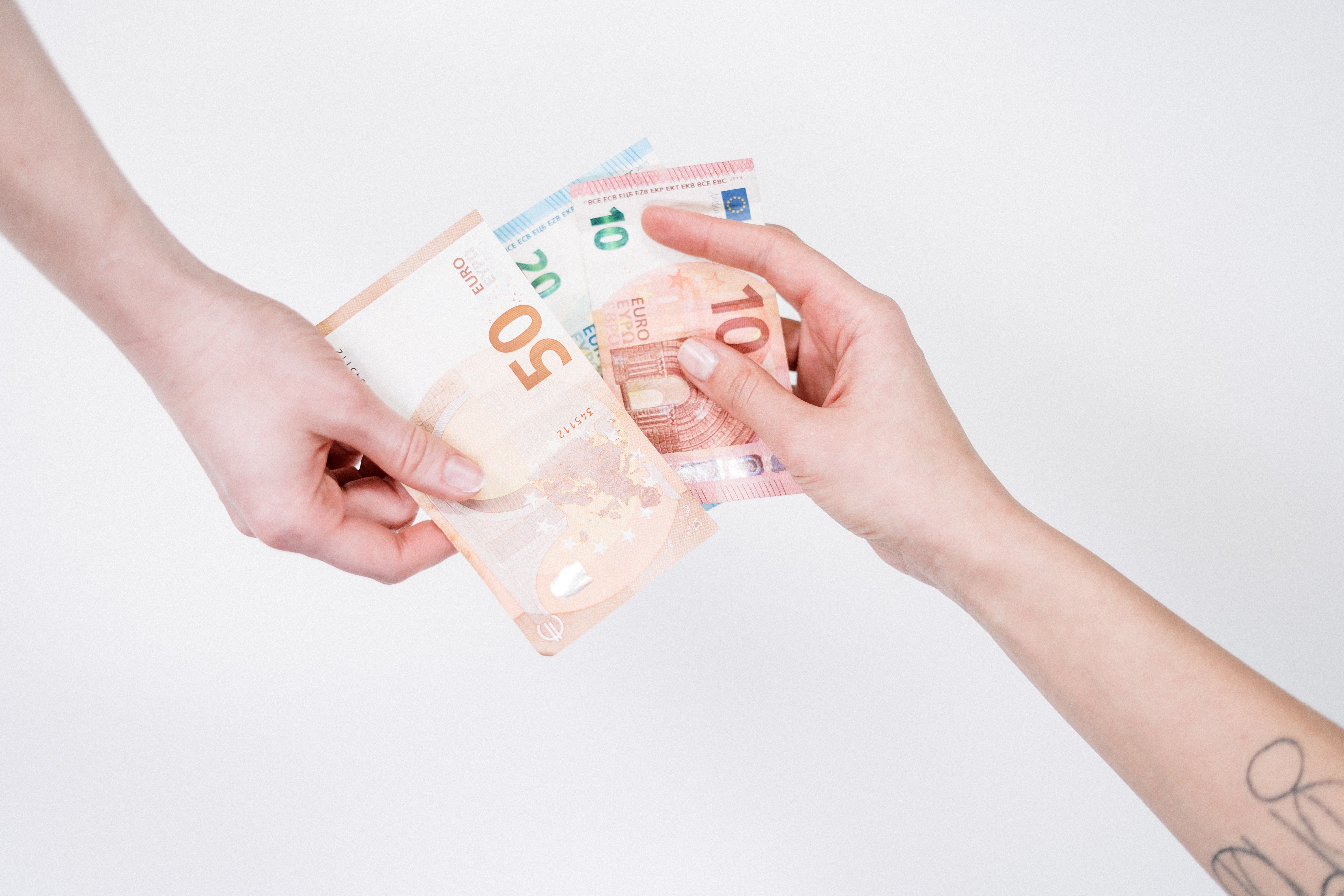 Qué hago si me pagan menos del Salario Mínimo: cómo reclamar Qué hago si me pagan menos del Salario Mínimo: cómo reclamar