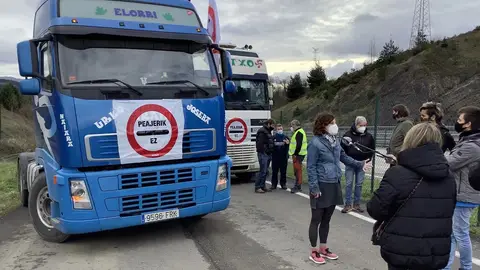 Plataforma 'A-636 Beasain-Bergara Peajerik Ez' Plataforma 'A-636 Beasain-Bergara Peajerik Ez'