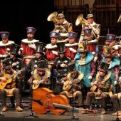 El coro 'Tócame' de julio pardo en el COAC