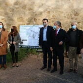 Autoridades explican el proyecto de restauración del Alcázar