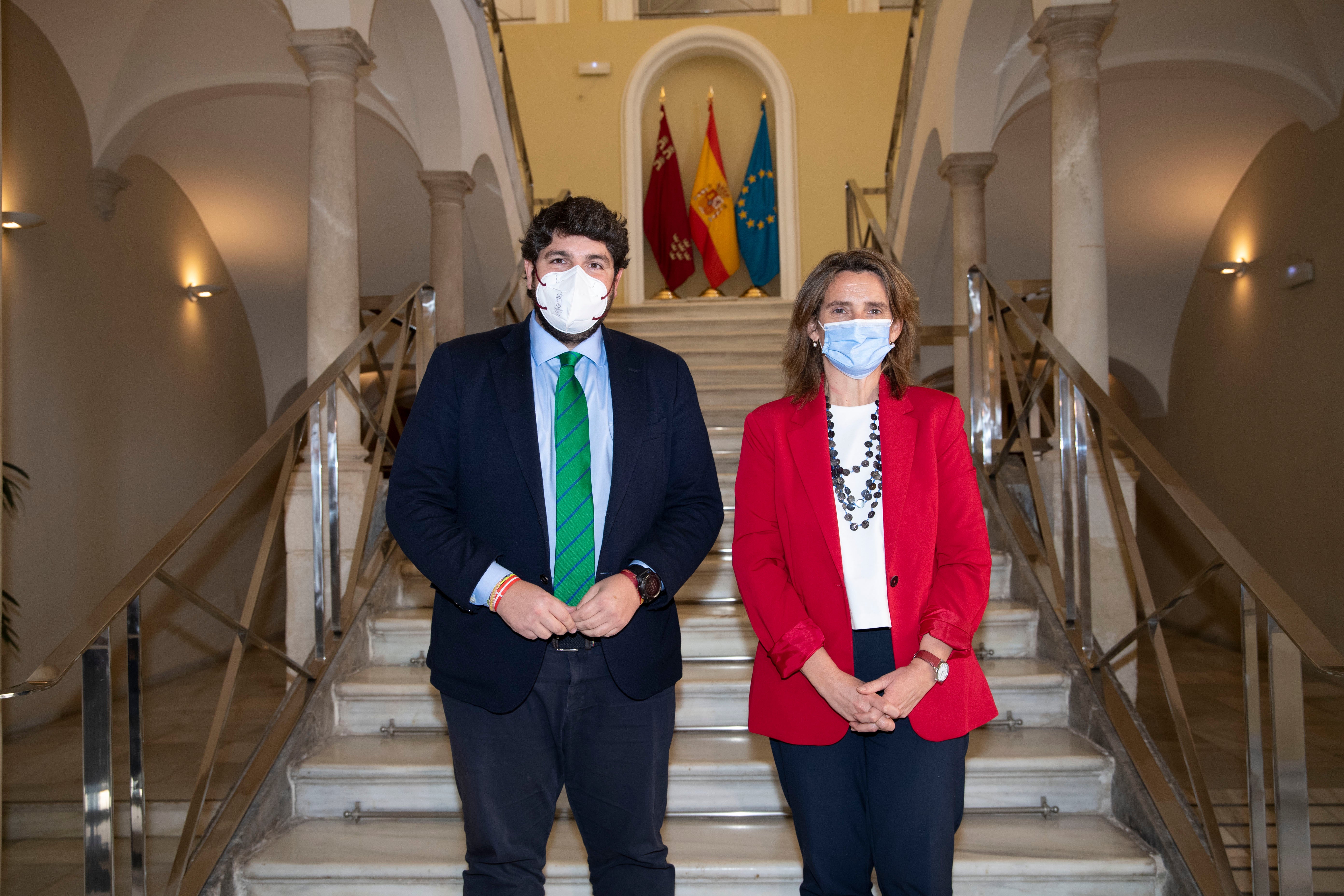 López Miras pide el desmantelamiento urgente de las 7.000 hectáreas de regadío ilegal en el entorno del Mar Menor López Miras pide el desmantelamiento urgente de las 7.000 hectáreas de regadío ilegal en el entorno del Mar Menor