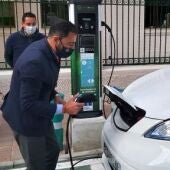 Orihuela estrena cuatro nuevos puntos de recarga de vehículos eléctricos totalmente gratuitos     