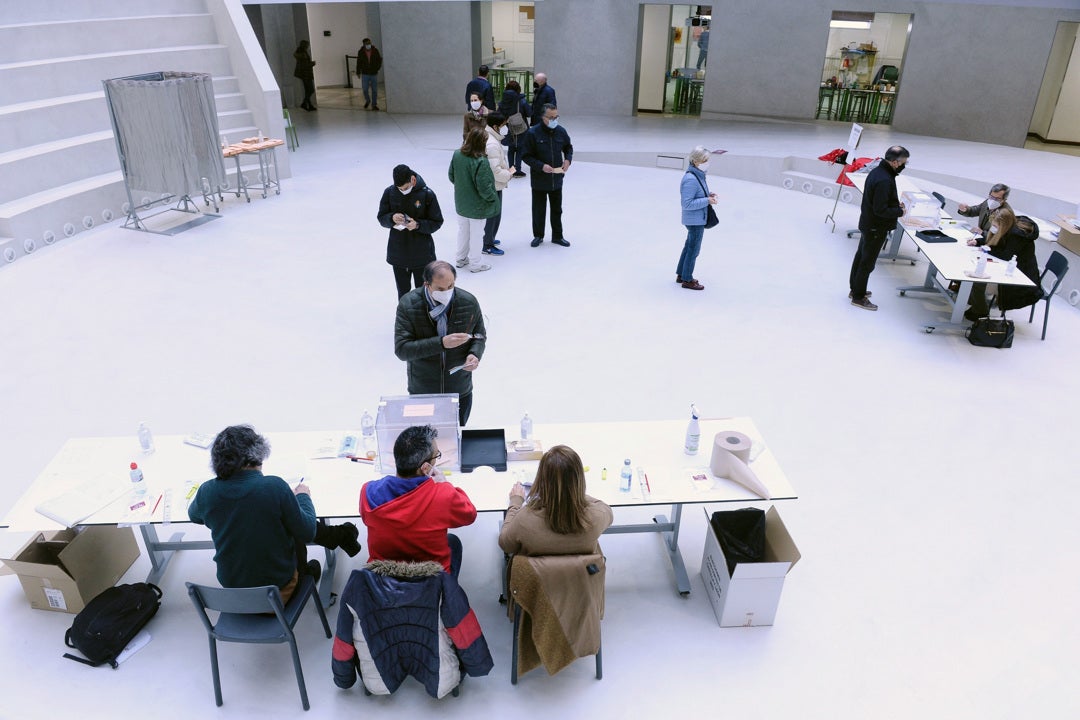 La participación en Castilla y León a las 14:00 horas cae con respecto a las elecciones de 2019 La participación en Castilla y León a las 14:00 horas cae con respecto a las elecciones de 2019